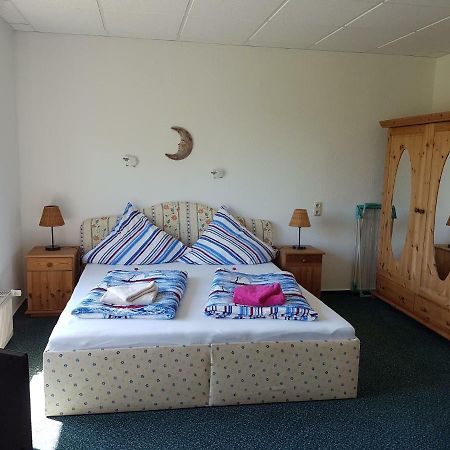 Ferienwohnanlage "Am Bernsteinsee" Apartment Дирхаген Екстериор снимка